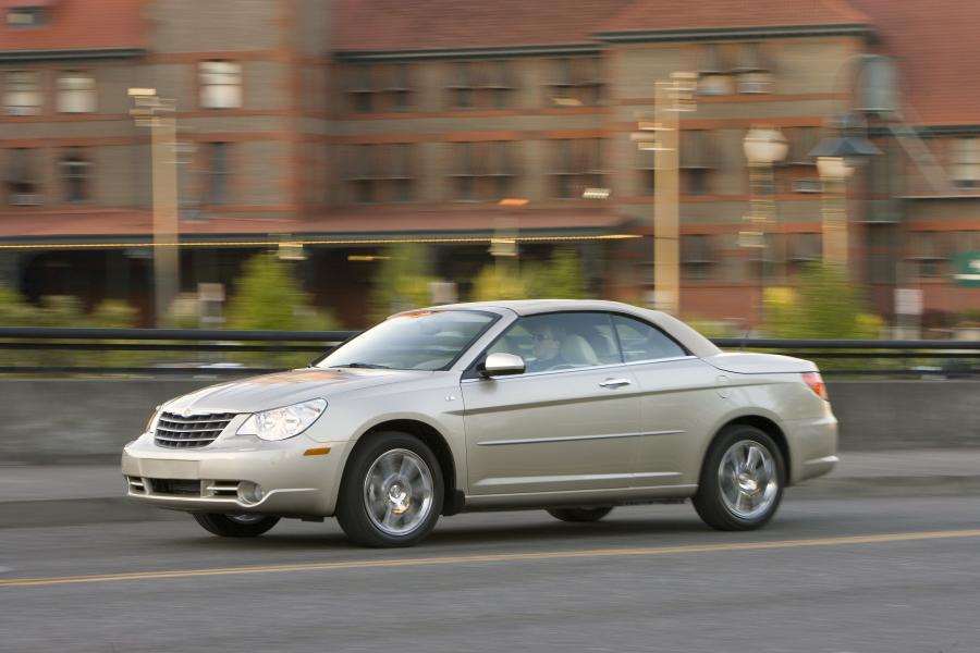  Chrysler Sebring Convertible 2008 года  (фото 31 из 150)
